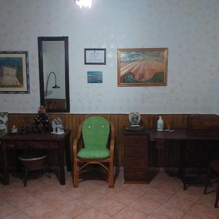 La Casa Di Lina Apartment Sezze Luaran gambar