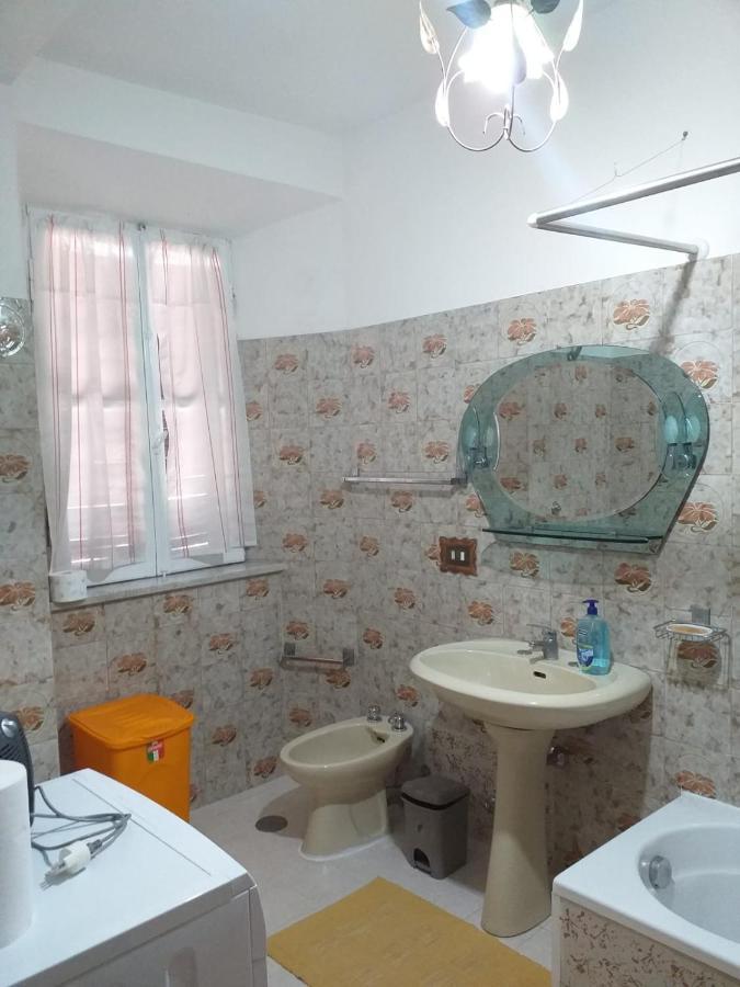 La Casa Di Lina Apartment Sezze Luaran gambar