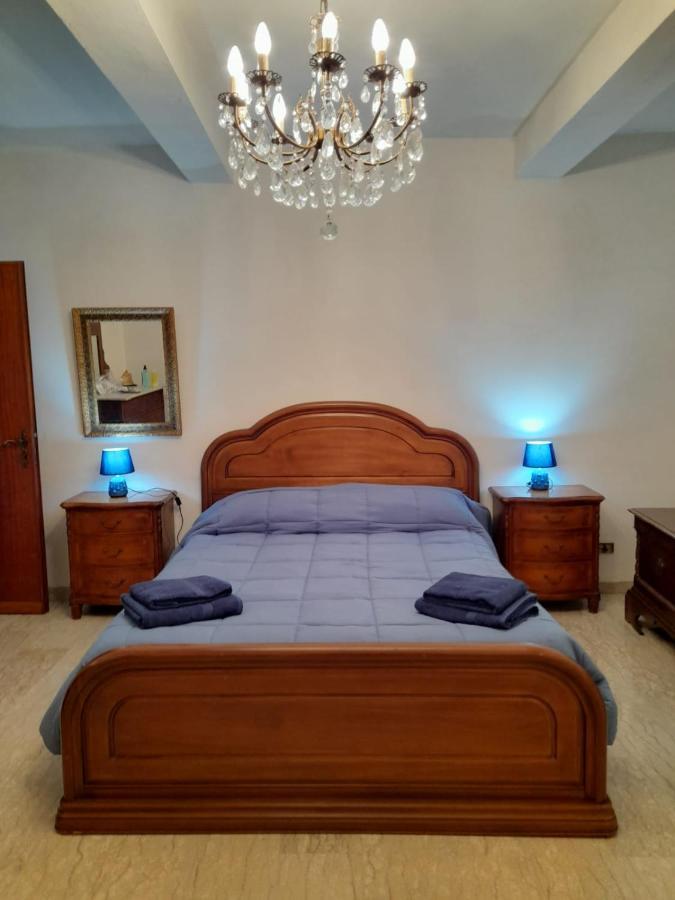 La Casa Di Lina Apartment Sezze Luaran gambar