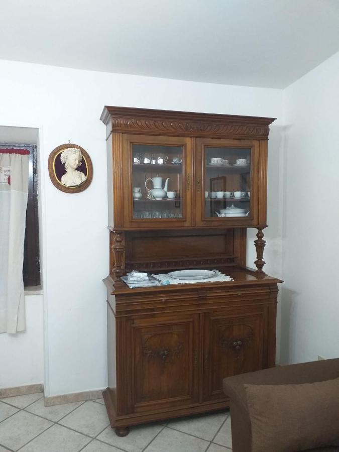 La Casa Di Lina Apartment Sezze Luaran gambar