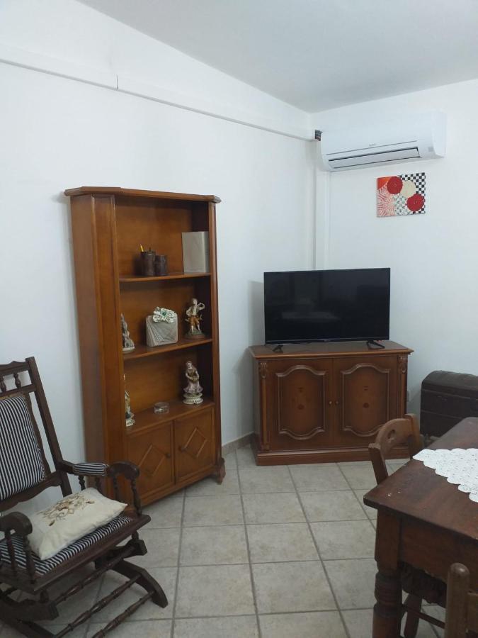 La Casa Di Lina Apartment Sezze Luaran gambar